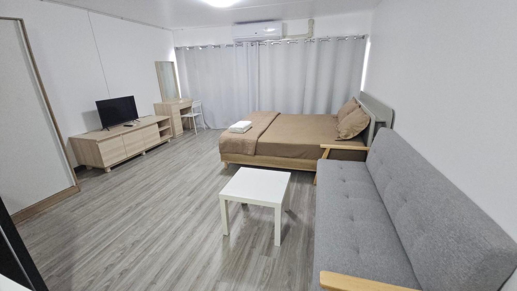 New Room Nonthaburi Buitenkant foto