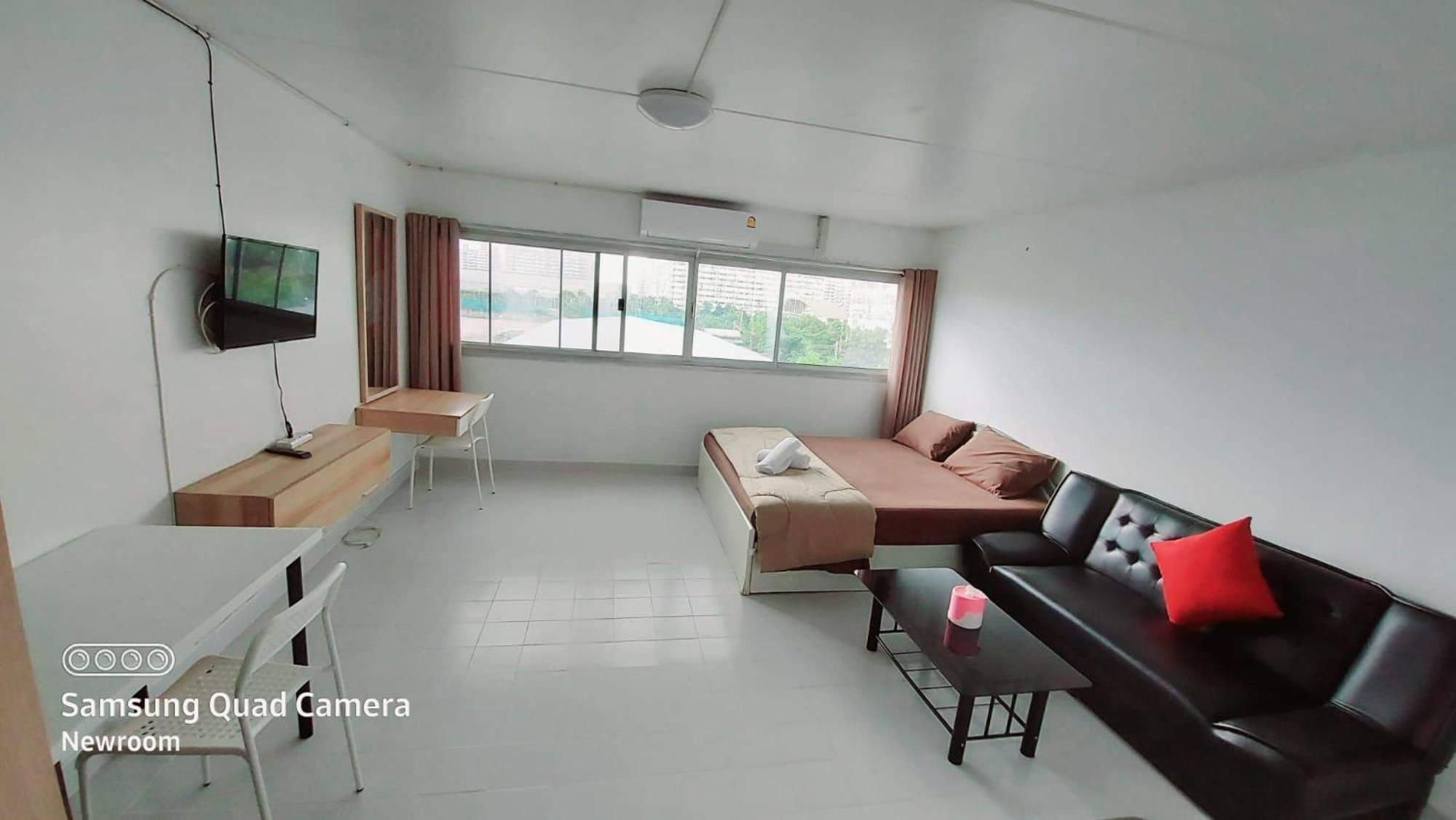 New Room Nonthaburi Buitenkant foto