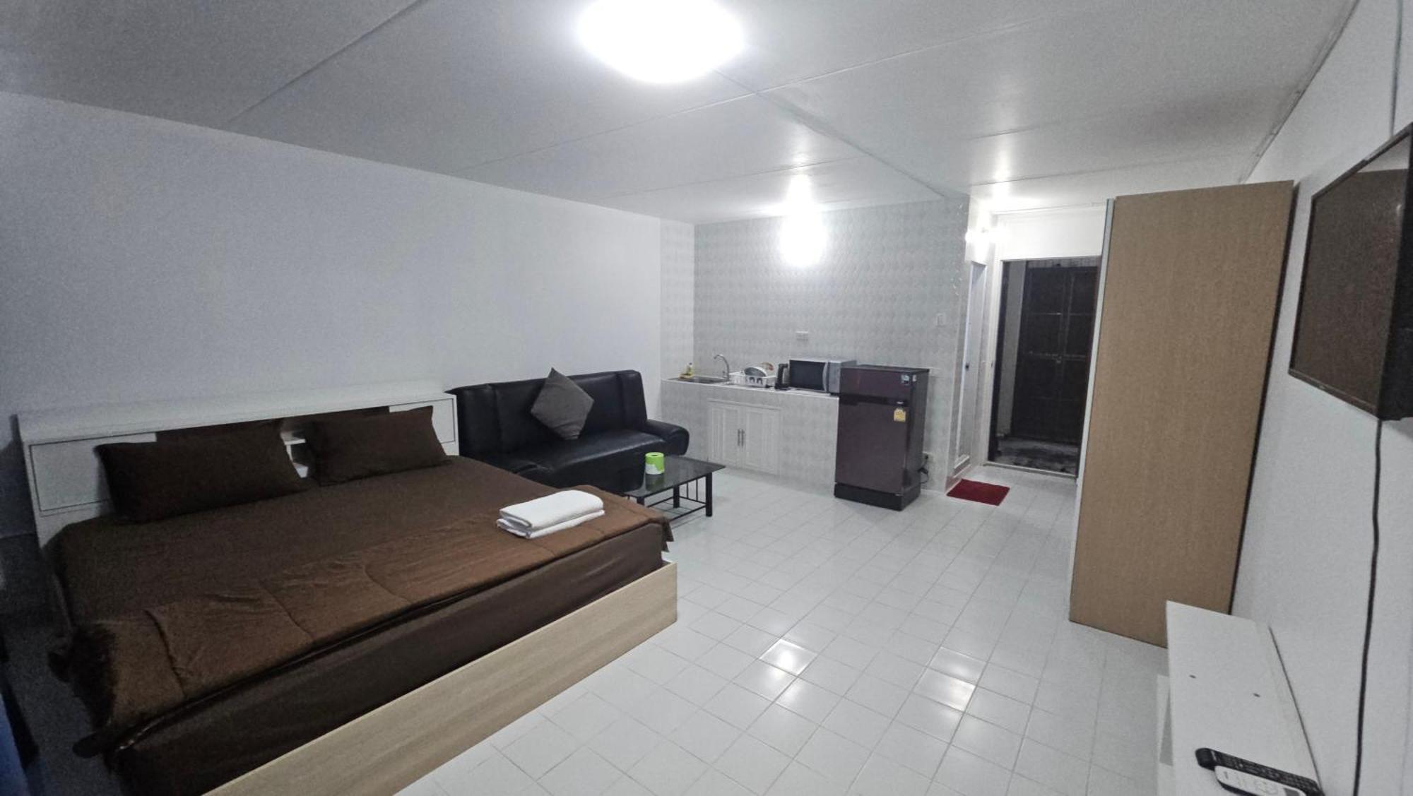 New Room Nonthaburi Buitenkant foto