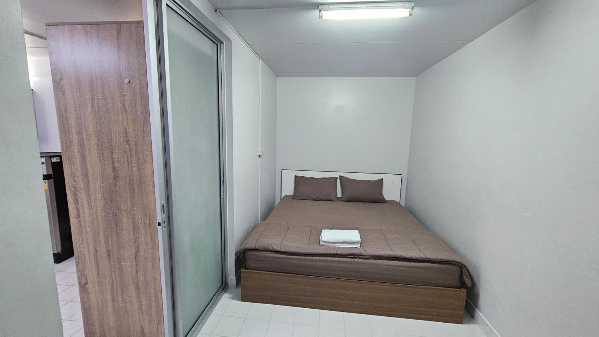 New Room Nonthaburi Buitenkant foto